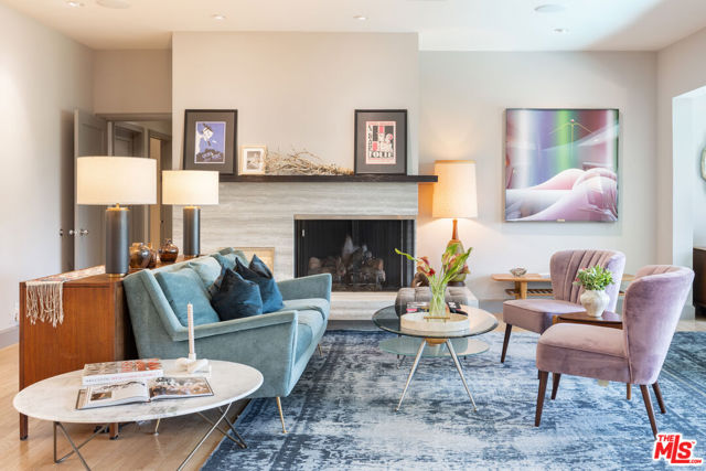 1256 Beverly Green Drive, Beverly Hills CA: https://media.crmls.org/mediaz/2105546a-d731-45e1-b28a-c14fb8fc2554.jpg