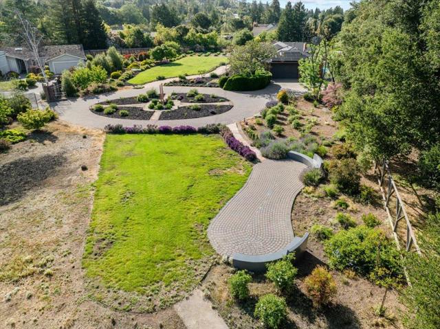20811 Norada Court, Saratoga CA: https://media.crmls.org/mediaz/21065c7e-e586-4c5d-bf0f-802fd9c11adf.jpg