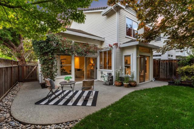 34458 Calgary Terrace, Fremont CA: https://media.crmls.org/mediaz/21068cc5-24ba-44cf-b584-310c097128c7.jpg