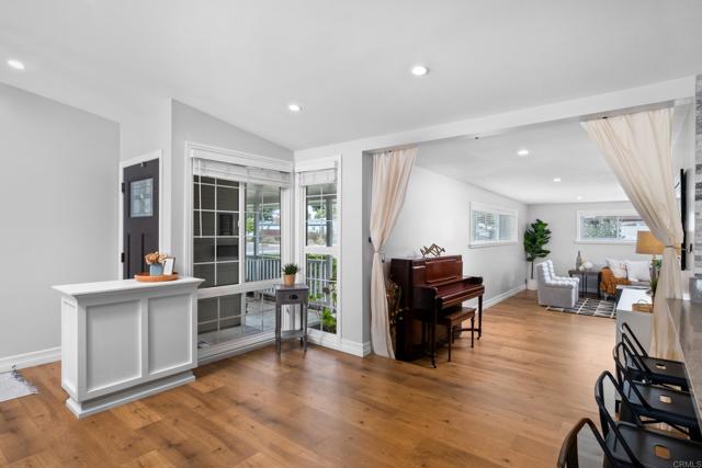 Detail Gallery Image 24 of 39 For 9341 Fermi Ave, San Diego,  CA 92123 - 3 Beds | 2 Baths