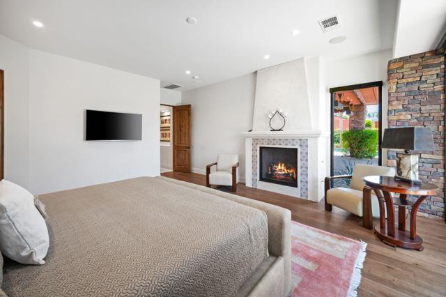 50375 Via Serenidad, La Quinta CA: https://media.crmls.org/mediaz/2107fb86-6966-414e-b3ec-a48e3cbf45ba.jpg