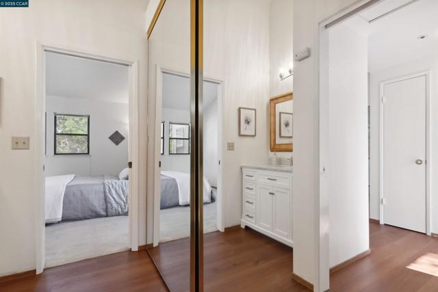 1731 S Villa Way, Walnut Creek CA: https://media.crmls.org/mediaz/2108409d-8911-49da-aef6-071969977edd.jpg