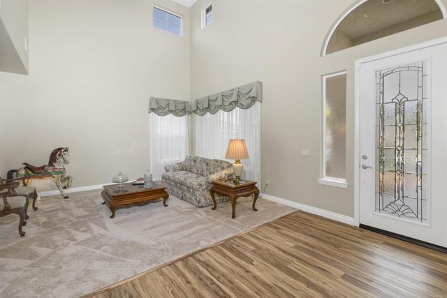 Detail Gallery Image 8 of 65 For 23860 Hollingsworth Dr, Murrieta,  CA 92562 - 4 Beds | 4 Baths