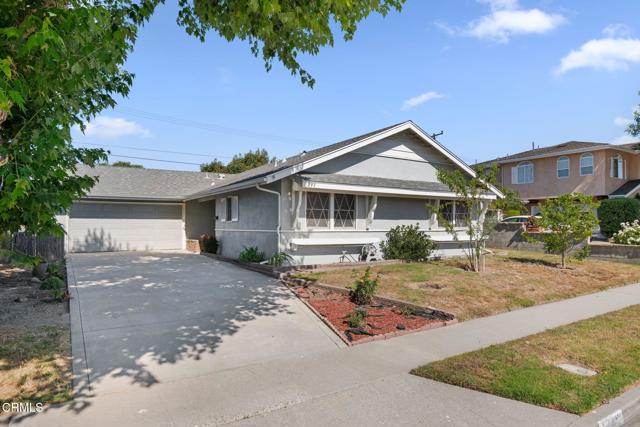 297 S Crocker Avenue, Ventura CA: https://media.crmls.org/mediaz/2108bc03-81dd-49d0-a5e5-f9a94f5d715f.jpg