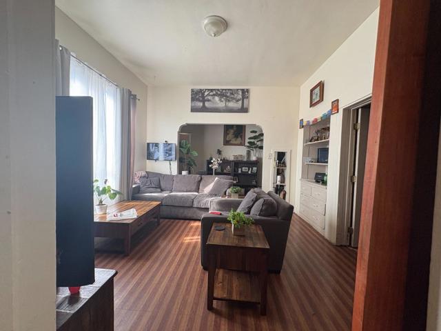 450 Baden Avenue, South San Francisco CA: https://media.crmls.org/mediaz/2108cf8d-262e-4b3e-a27f-944af127d060.jpg