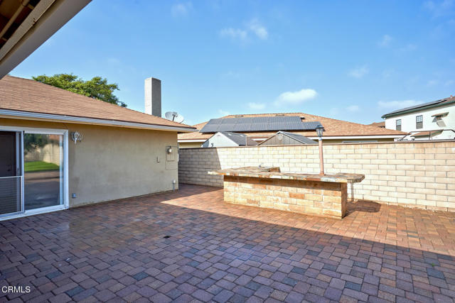 1700 Arlene Avenue, Oxnard CA: https://media.crmls.org/mediaz/210aa6f6-f022-4120-84b4-2f69ecd260d9.jpg