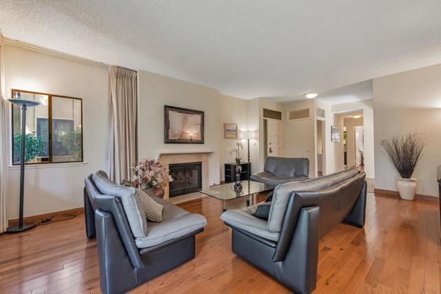 50 Horgan Avenue, Redwood City CA: https://media.crmls.org/mediaz/210c051c-c28c-4ebe-b9e8-59284ec55939.jpg