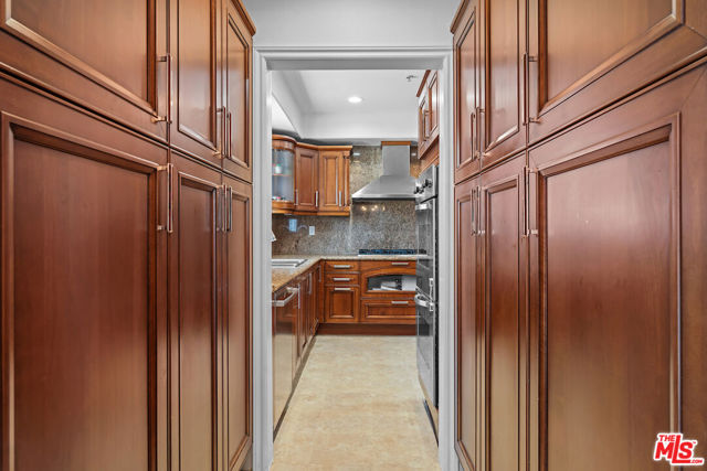 11826 Dorothy Street, Los Angeles CA: https://media.crmls.org/mediaz/210c67f3-693b-49e1-8249-9f283098363f.jpg