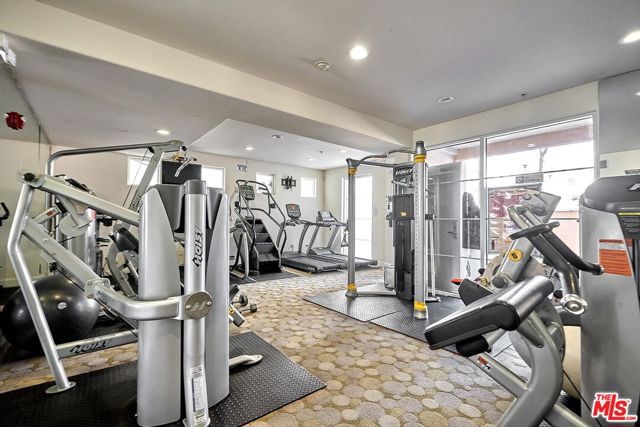 360 W Avenue 26, Los Angeles CA: https://media.crmls.org/mediaz/210c8e4a-62b9-4095-9c5a-7bdf4bd83fa4.jpg
