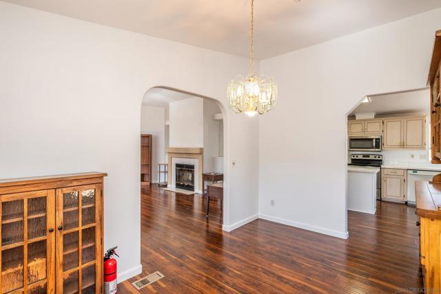 Image 48 of 75 For 1525 Tea Rose Lane