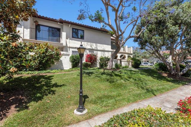 4145 Porte De Merano, San Diego CA: https://media.crmls.org/mediaz/210e0276-562a-43b4-bcc0-3fb41761f506.jpg