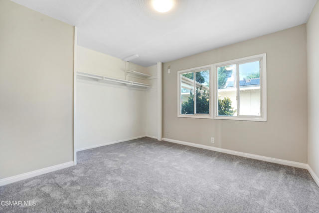 2391 Heather Street, Simi Valley CA: https://media.crmls.org/mediaz/210fd653-c677-43ef-965e-bf97dd964d18.jpg