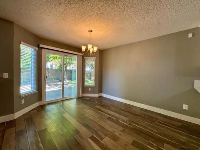 7592 Deltawind Drive, Sacramento CA: https://media.crmls.org/mediaz/2110e14b-20c1-49e4-ae68-6d4256eb88ed.jpg
