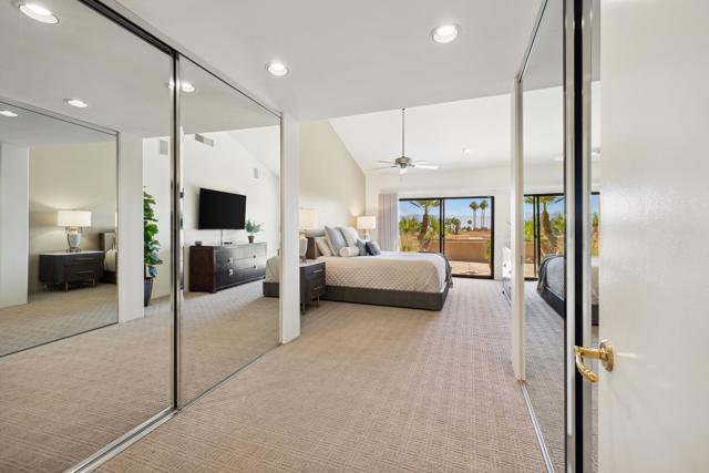 73231 Mariposa Drive, Palm Desert CA: https://media.crmls.org/mediaz/21132512-02d5-40ad-b955-4d0b4ff82a4d.jpg