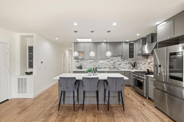 1959 19th Avenue, San Francisco CA: https://media.crmls.org/mediaz/2113629e-3ff1-4b53-b000-0cda43ee5ca4.jpg