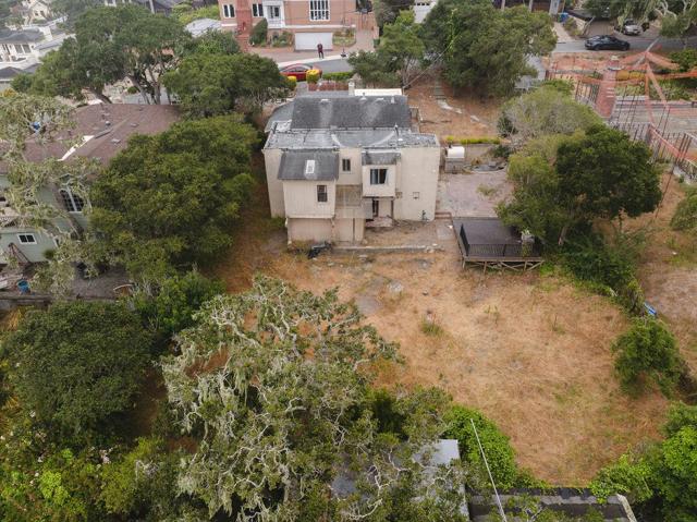 1034 Hellam Street, Monterey CA: https://media.crmls.org/mediaz/21163dae-9043-43c7-b650-8038a0253328.jpg