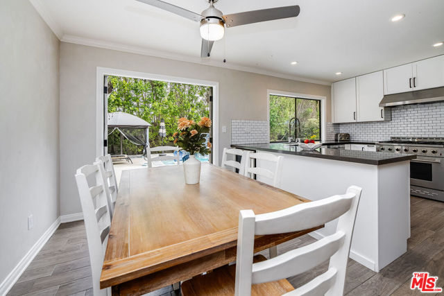 24417 Clipstone Street, Woodland Hills CA: https://media.crmls.org/mediaz/2116f913-e51e-417c-9673-da8bbc0efac2.jpg