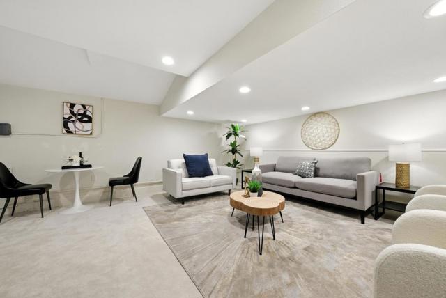 4957 New Compton Court, San Jose CA: https://media.crmls.org/mediaz/211812db-1e1d-41ef-98d2-6b6be6c00969.jpg