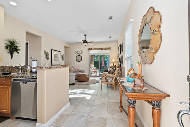 80775 Camino Santa Paula, Indio CA: https://media.crmls.org/mediaz/21183335-4e05-49ea-8fcb-3262d9476a55.jpg