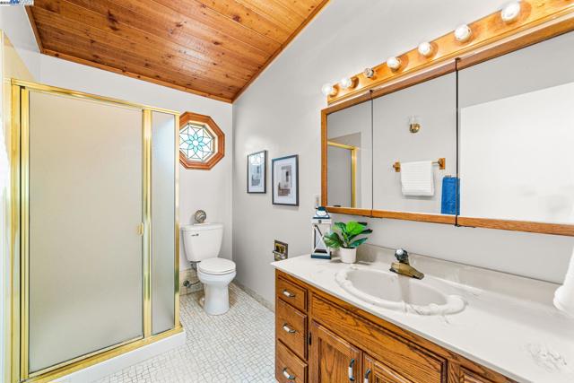 36092 Blair Pl, Fremont CA: https://media.crmls.org/mediaz/211856b5-e2a4-4f8c-a738-8b1bff6019bc.jpg