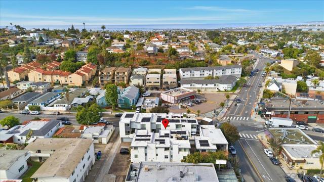 4177 Voltaire, San Diego CA: https://media.crmls.org/mediaz/21187d55-7e73-49b5-abad-0b3b56d27e83.jpg