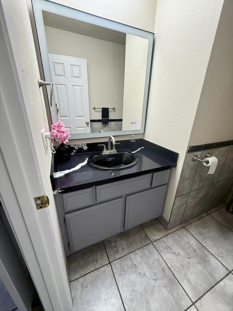 5077 Bengal Drive, San Jose CA: https://media.crmls.org/mediaz/21192dce-b727-4361-b6f5-bc86a8e4f90f.jpg