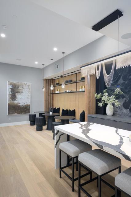 1027 Waverley Street, Palo Alto CA: https://media.crmls.org/mediaz/211a233b-5392-488b-b4de-c0e677bca77e.jpg