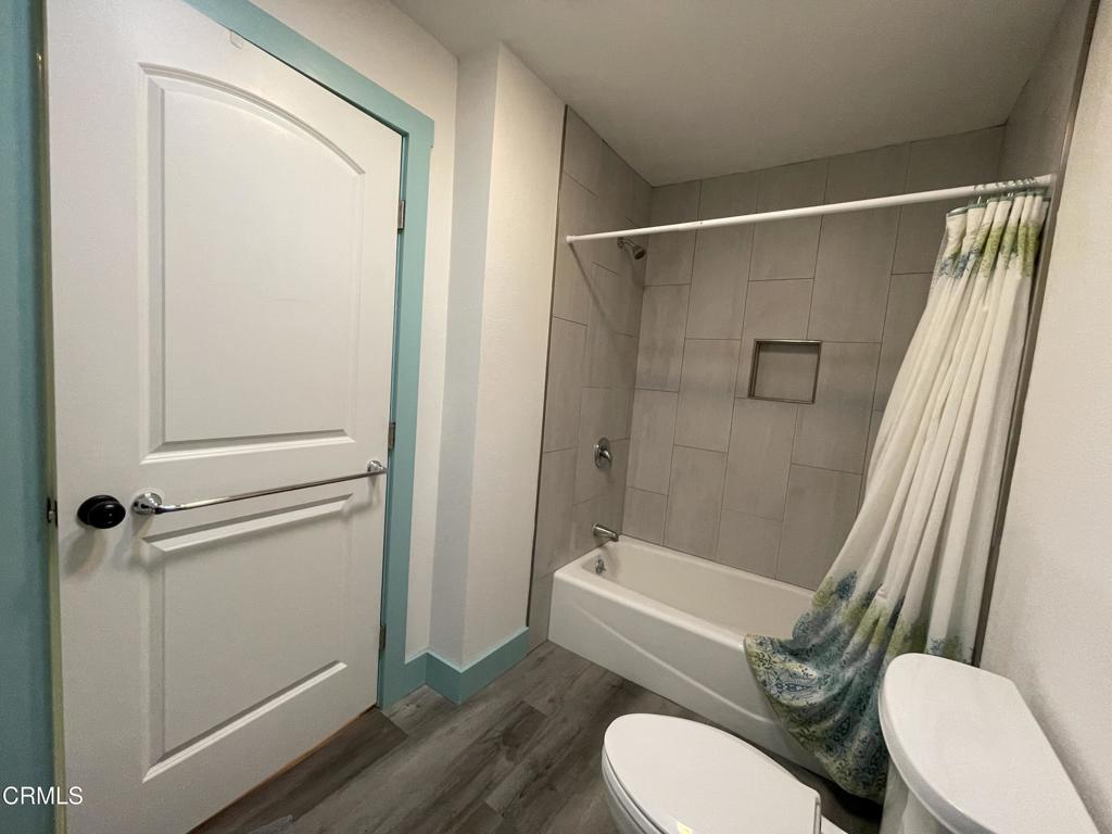 https://media.crmls.org/mediaz/211a3c21-c331-4dce-9288-0e2bc505c605.jpg?preset=X-Large