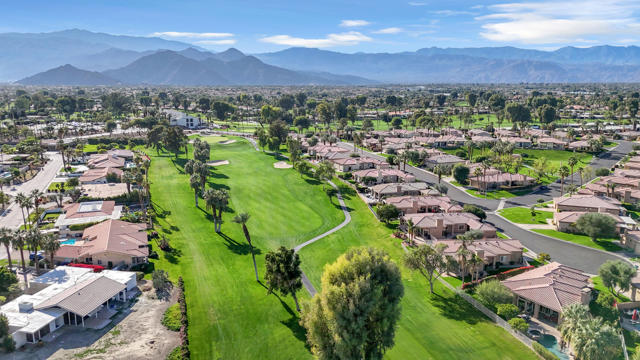 Image 86 of 96 For 42780 Caballeros Drive