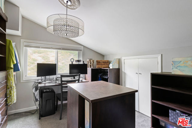 2591 Sunnydale Drive, Duarte CA: https://media.crmls.org/mediaz/211ab431-4c73-4de3-9137-5afc187f5fb9.jpg