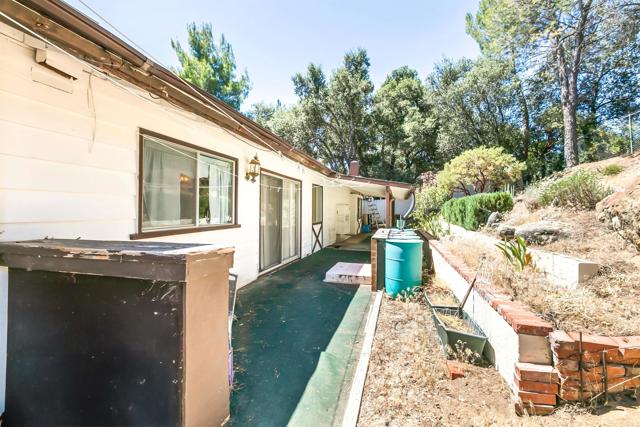 Detail Gallery Image 16 of 48 For 28721 Lebanon Rd, Pine Valley,  CA 91962 - 4 Beds | 3 Baths
