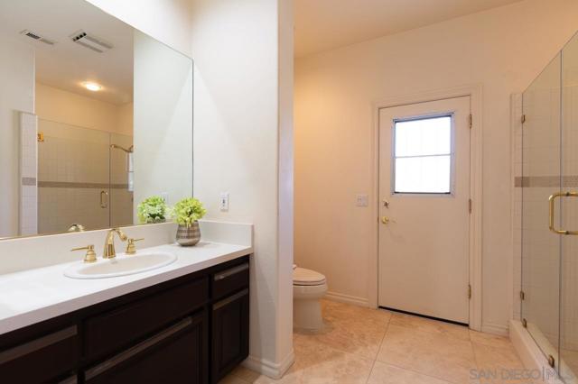 13388 Highlands Ranch Rd, Poway CA: https://media.crmls.org/mediaz/211c7a69-b7ea-43b1-ad47-d767cf77c44a.jpg