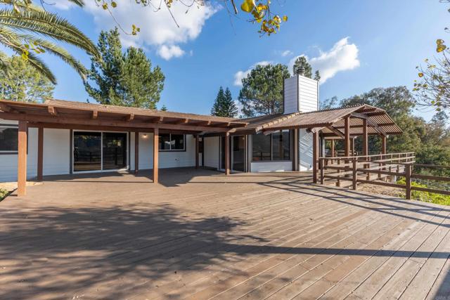 Detail Gallery Image 43 of 54 For 26332 Sky Dr, Escondido,  CA 92026 - 3 Beds | 2/1 Baths