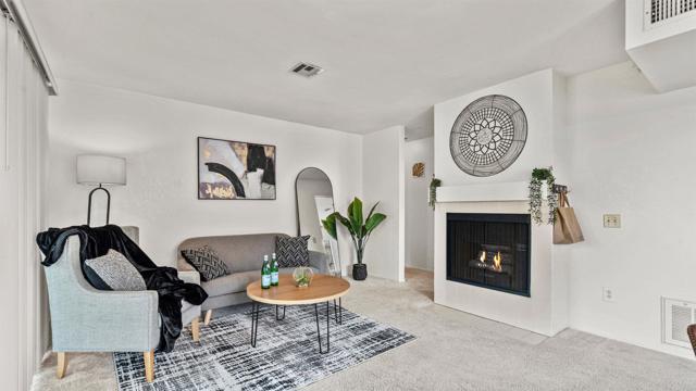 Detail Gallery Image 10 of 41 For 10684 Dabney Dr #106,  San Diego,  CA 92126 - 2 Beds | 2 Baths