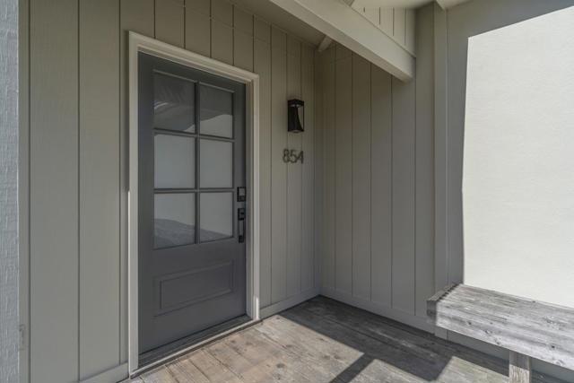 854 Kelmore Street, Moss Beach CA: https://media.crmls.org/mediaz/211ec4dc-3884-4782-b309-4f3800110c26.jpg
