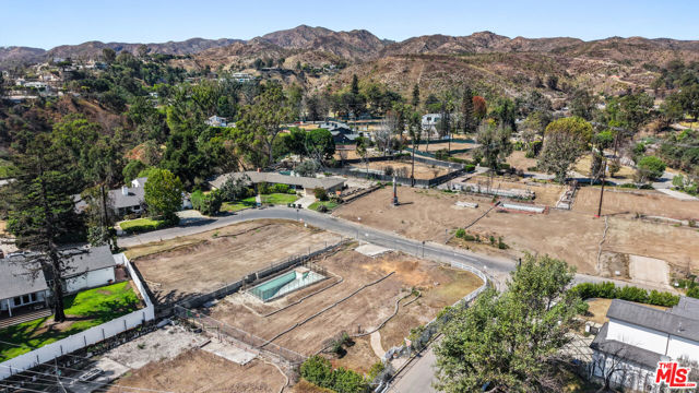 1085 Villa Grove Drive photo 5