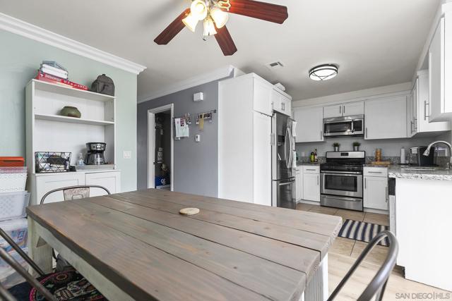 2414 1/2 Grove Ave, San Diego CA: https://media.crmls.org/mediaz/211f227d-2429-4a85-a971-1835628c4510.jpg