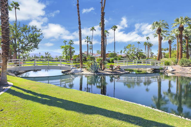 47 Ponderosa Circle, Palm Desert, CA 92211