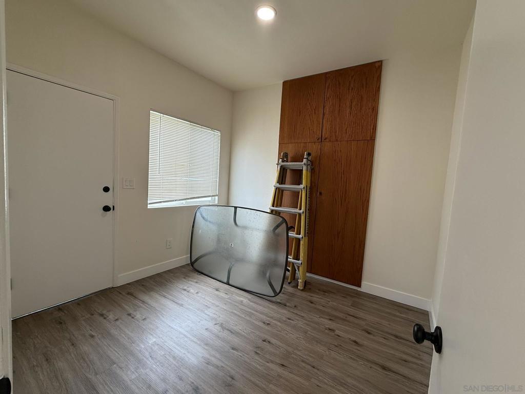 MLS #250033249SD image #11