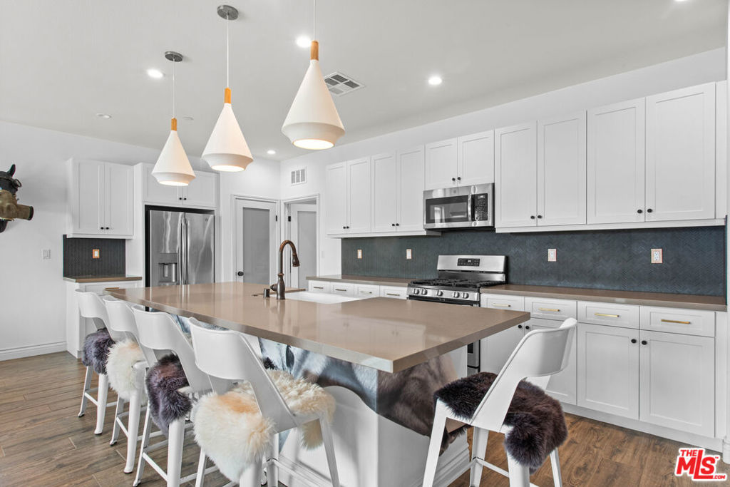 MLS #25623843 image #27