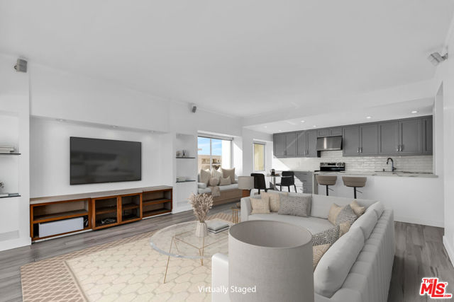 1155 N La Cienega Boulevard, West Hollywood CA: https://media.crmls.org/mediaz/21212c71-3c9c-441a-92b6-2245de630018.jpg