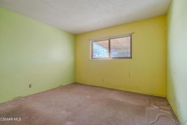 1421 Sequoia Avenue, Simi Valley CA: https://media.crmls.org/mediaz/21216c67-5a89-4c41-892c-6125a9dac705.jpg