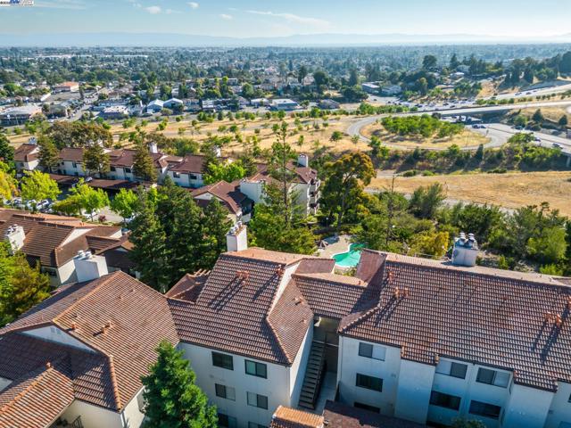 21083 Gary Dr, Hayward CA: https://media.crmls.org/mediaz/2121738d-0cac-48ad-a2fd-d234561b2f74.jpg