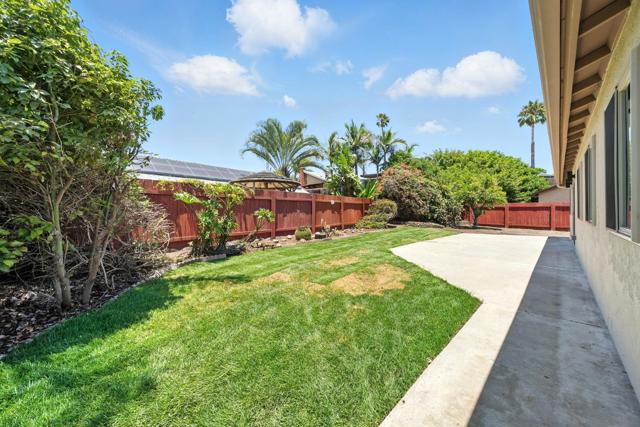 1285 Waxwing Ln, Chula Vista CA: https://media.crmls.org/mediaz/212212e7-502d-41c1-acb9-f9c0b6f978fd.jpg