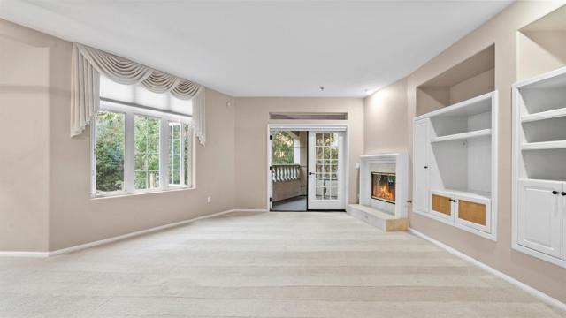 2894 Torrey Pines Rd, La Jolla CA: https://media.crmls.org/mediaz/212227d4-33f5-4578-9adf-8b32827eec4a.jpg