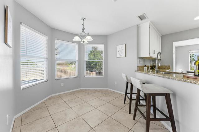 Detail Gallery Image 17 of 55 For 209 Journeys End, Vista,  CA 92083 - 4 Beds | 2/1 Baths