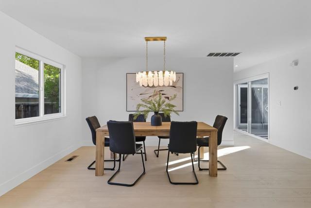 624 Montezuma Court, Walnut Creek CA: https://media.crmls.org/mediaz/2125a526-5654-4190-8f8c-3c7f0e4dcb6b.jpg
