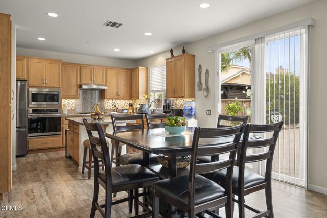 371 Huerta Street, Oxnard CA: https://media.crmls.org/mediaz/212729ca-91ac-4621-ab23-e1544cfd9068.jpg