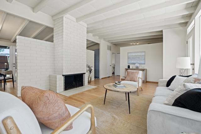 378 Woodhams Road, Santa Clara CA: https://media.crmls.org/mediaz/2127588a-5c0f-433c-81fc-041a4d155fbc.jpg