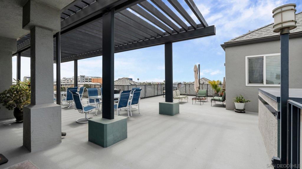 2828 University Ave - photo 15